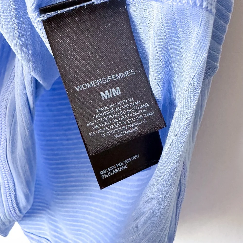 The North Face Thin Blue T-Shirt - Picture 5 of 6